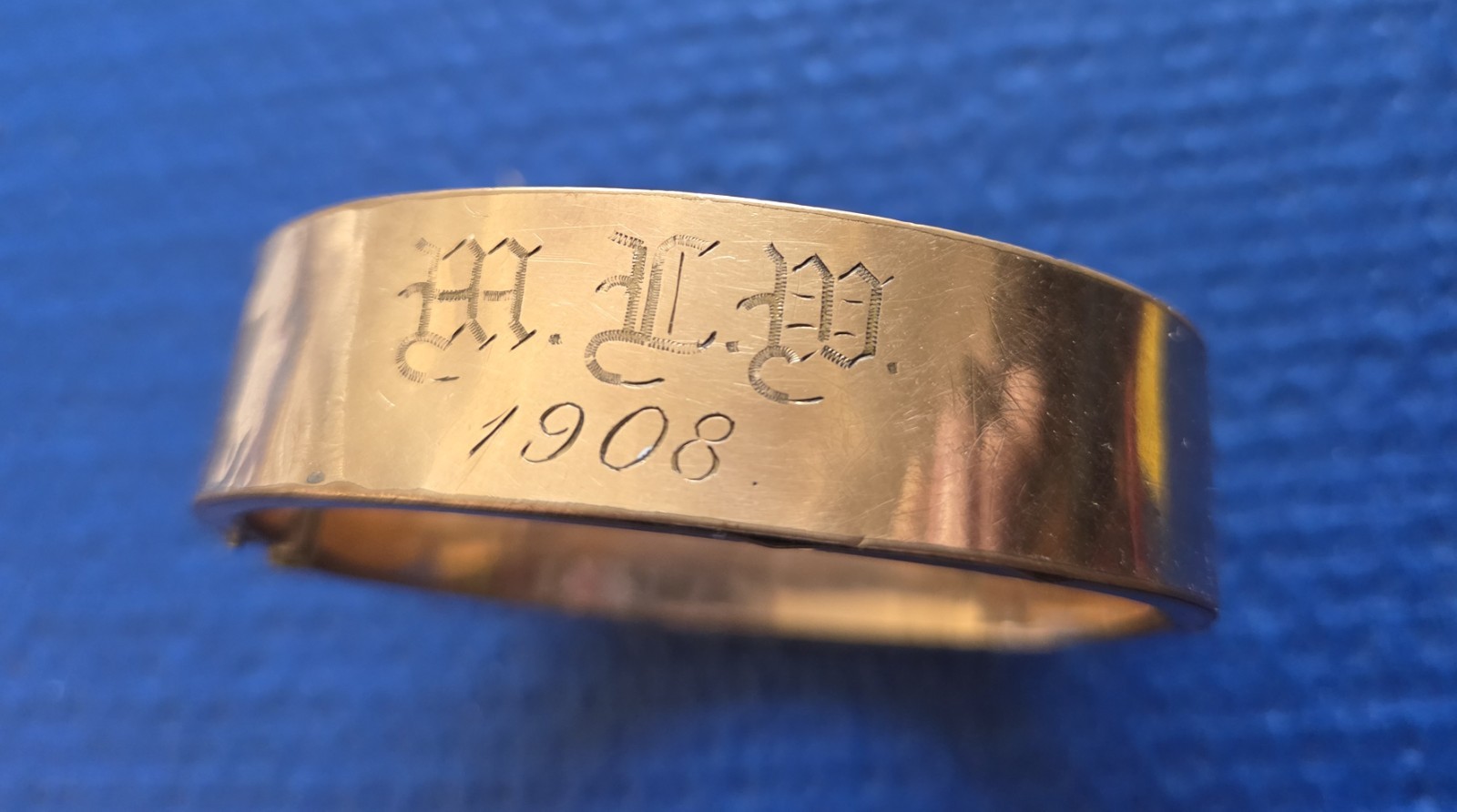 Victorian Hinged gold filled or rolled gold Engraved bracelet A.L.M. 1908