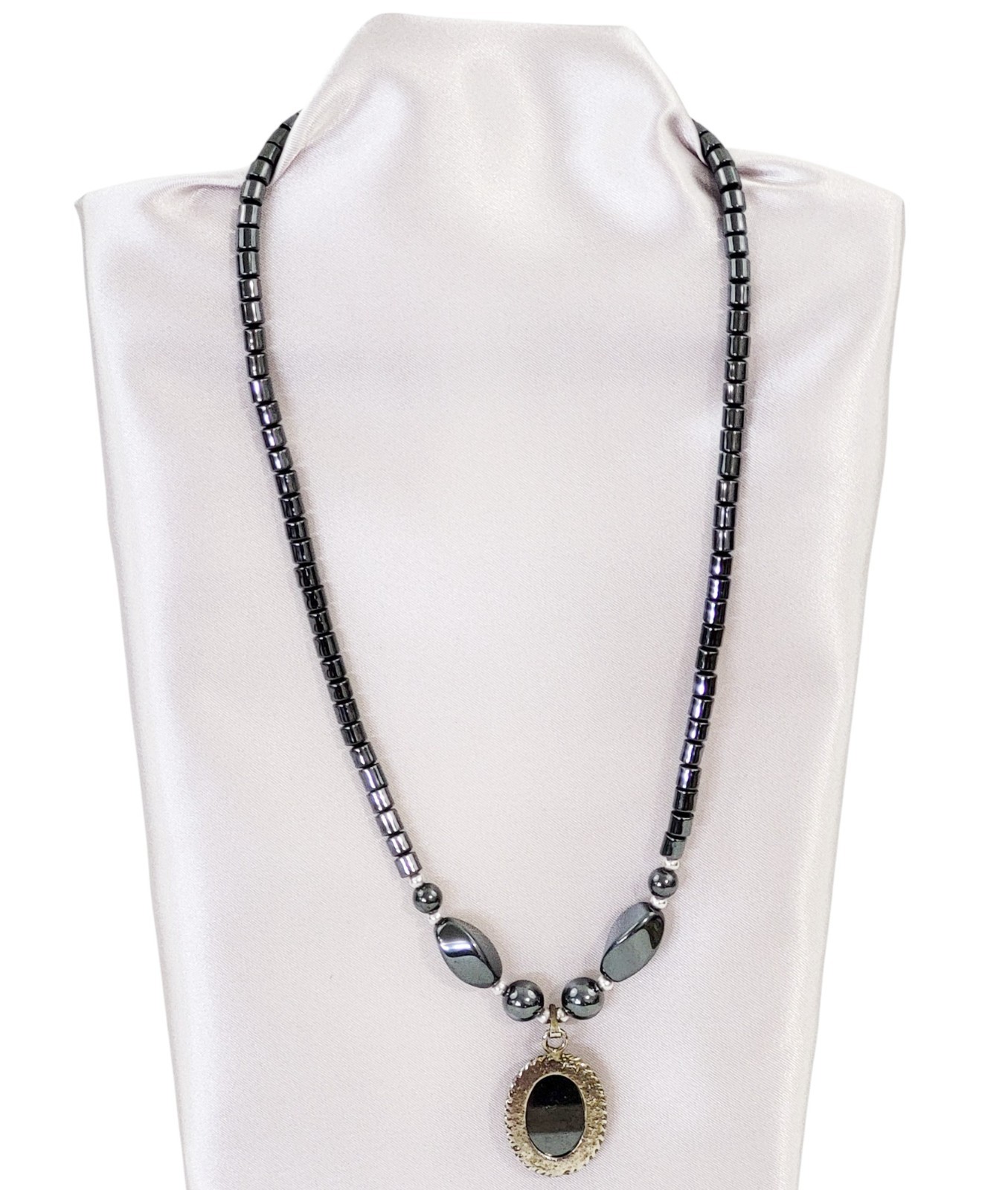 Hematite Barrel Bead Choker Vintage Grey Necklace 18 Inch Fish Hook Clasp