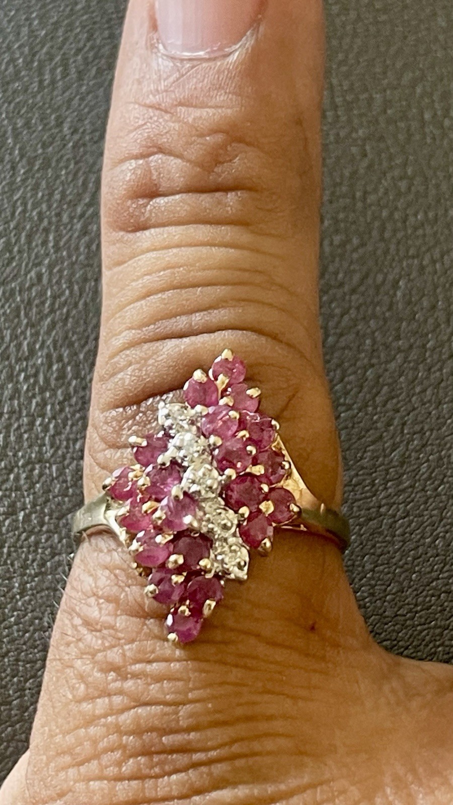 10KT Y/W Gold 0.025CTW Diamond & 1.00CTW Rubellite Ring. S8.25 (BU156)