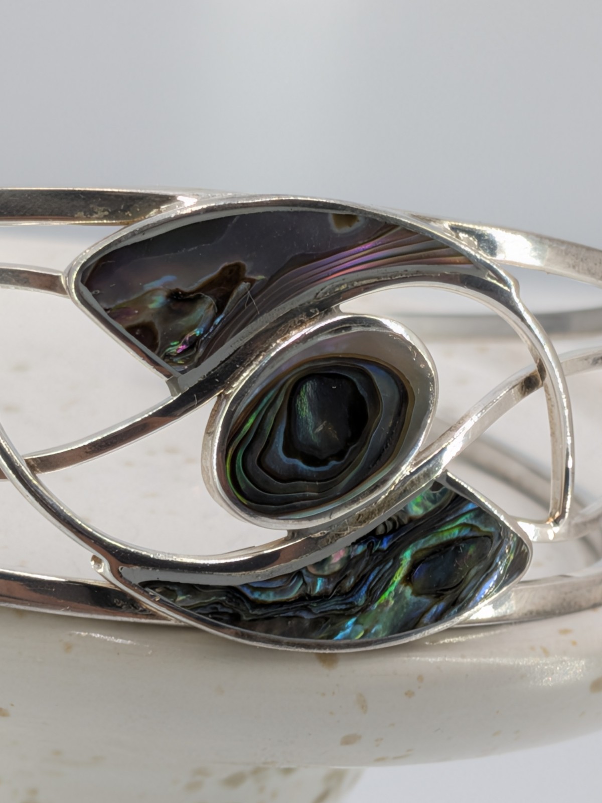 Vintage Abalone Shell Cuff Bracelet Silver Tone Openwork Swirl Small 6.5in Fit