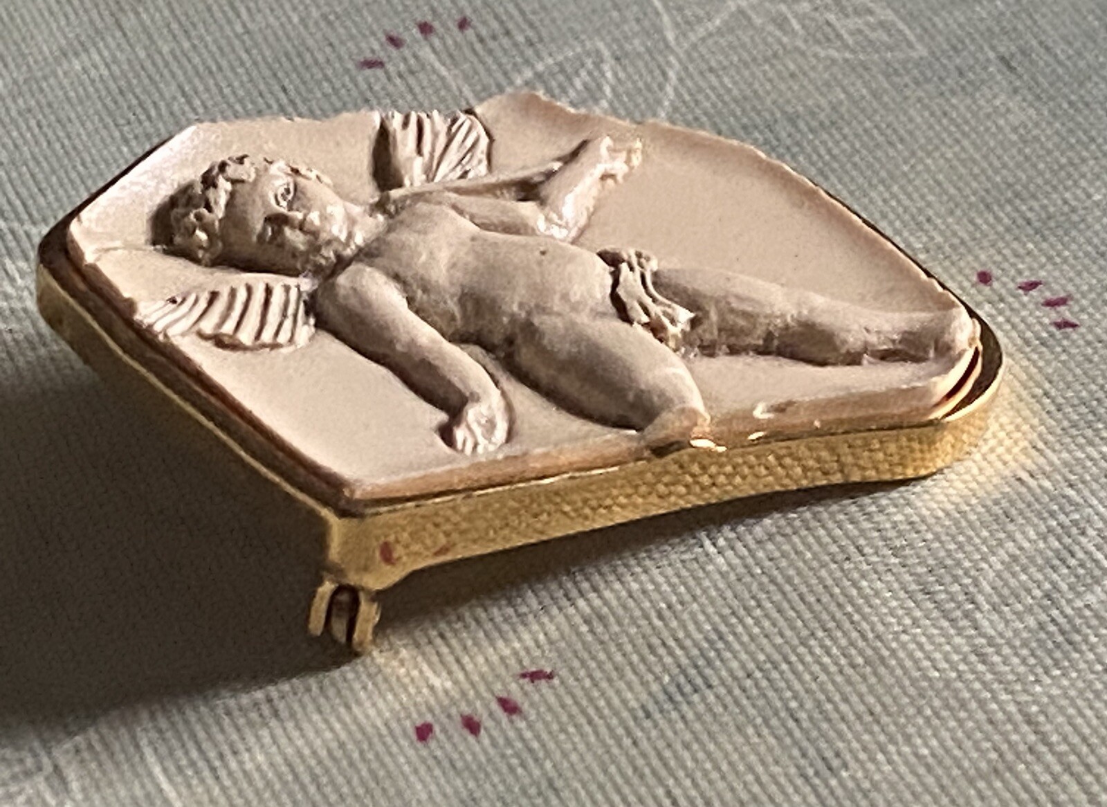 Vintage Vatican Library Collection Cherub Brooch W/Raised Relief