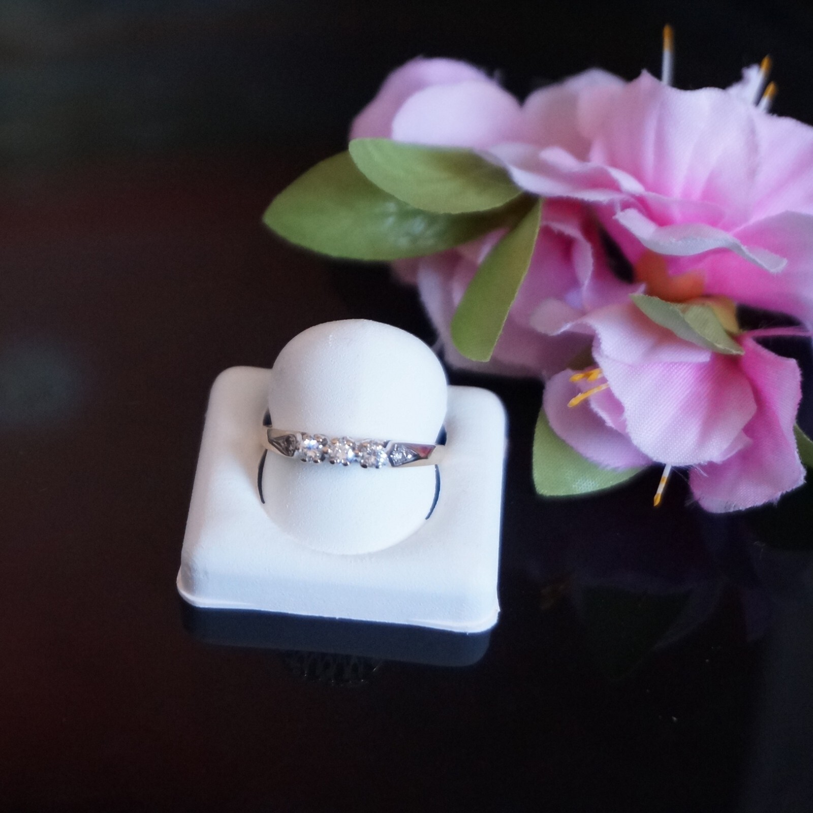 Solid 9kt Gold Solitaire diamond Ring with 0.35ct Diamonds