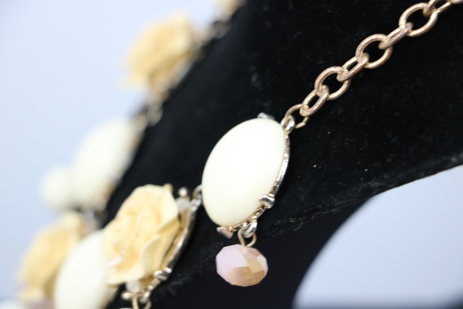 Rose Floral Statement Necklace Cream Bubble Bead Bib Boho Gold Tone