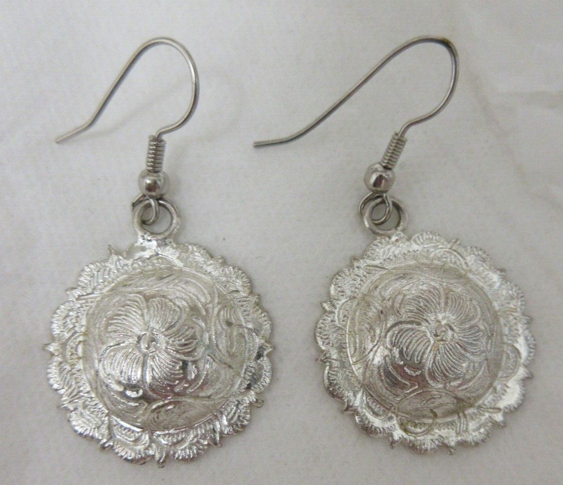 Vintage Silver Tone Etched Flower Dangle Pierced Earrings