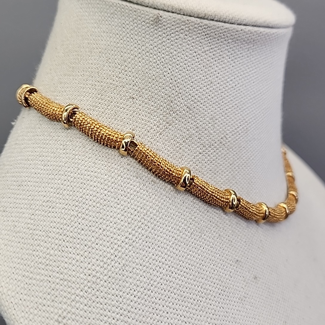 Vintage Avon Necklace Choker Pebbled Gold Tone Links 16.5″