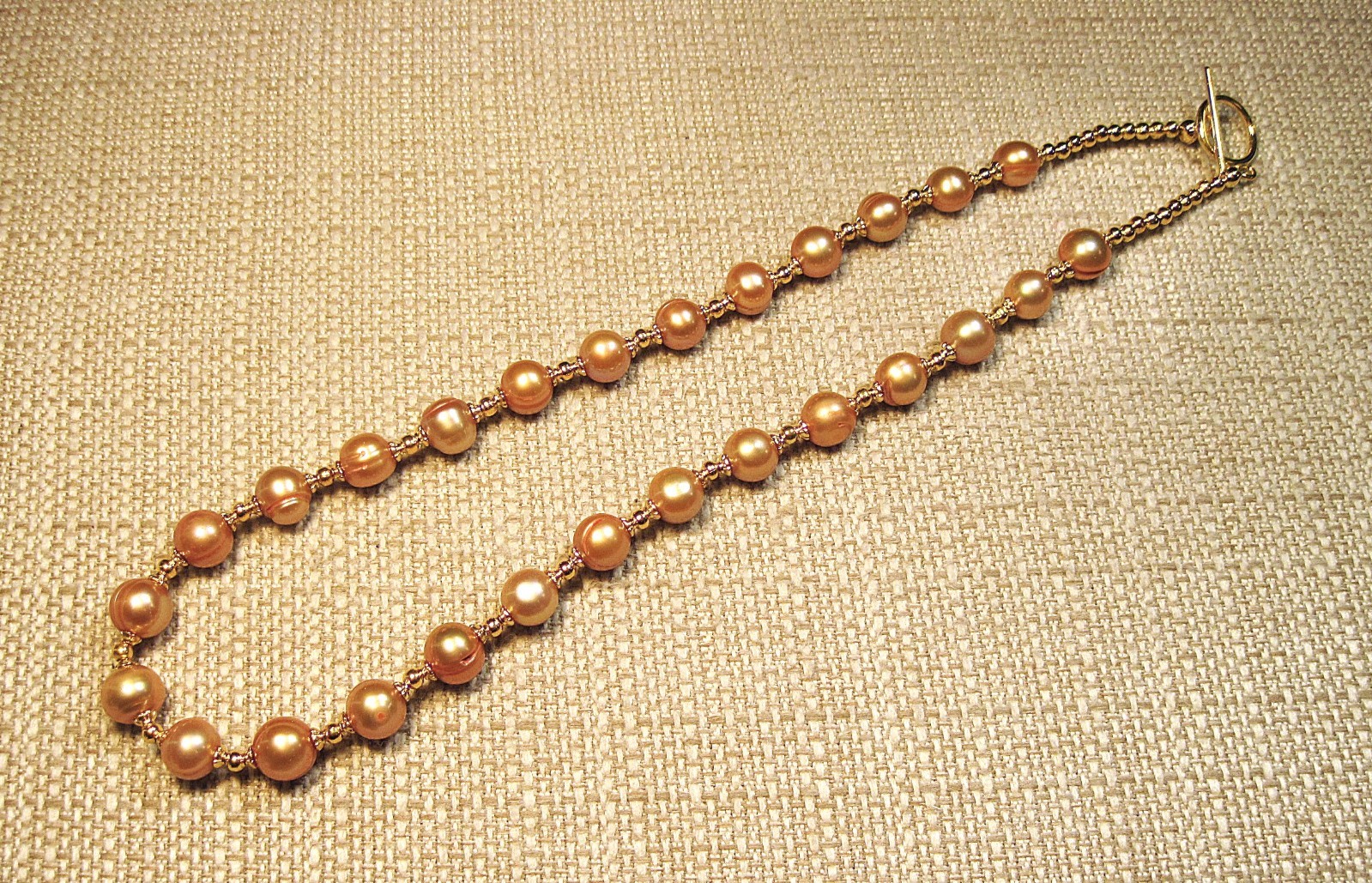 Beautiful 17″ 18k Gold over Brass Peach Pearl Necklace Lot# B15