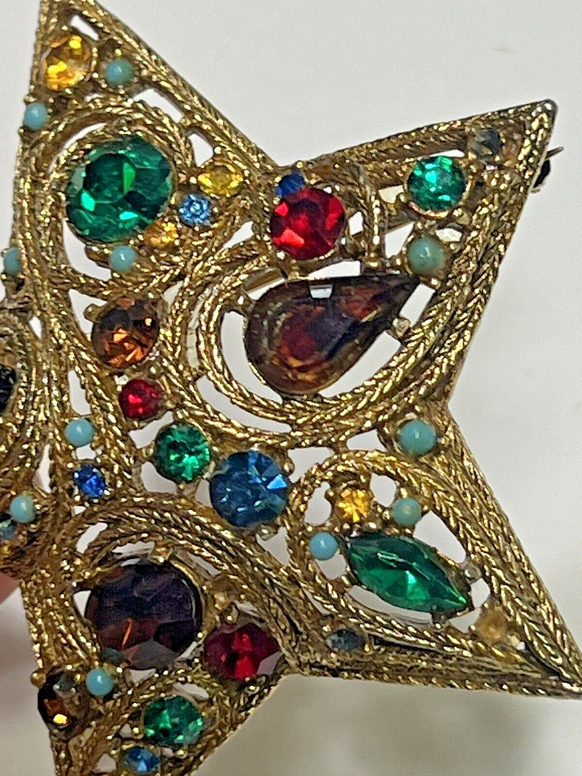 La Roco 1950s Star Brooch Pin Colorful Jewel Tone Rhinestones Gold Plated 2.5″