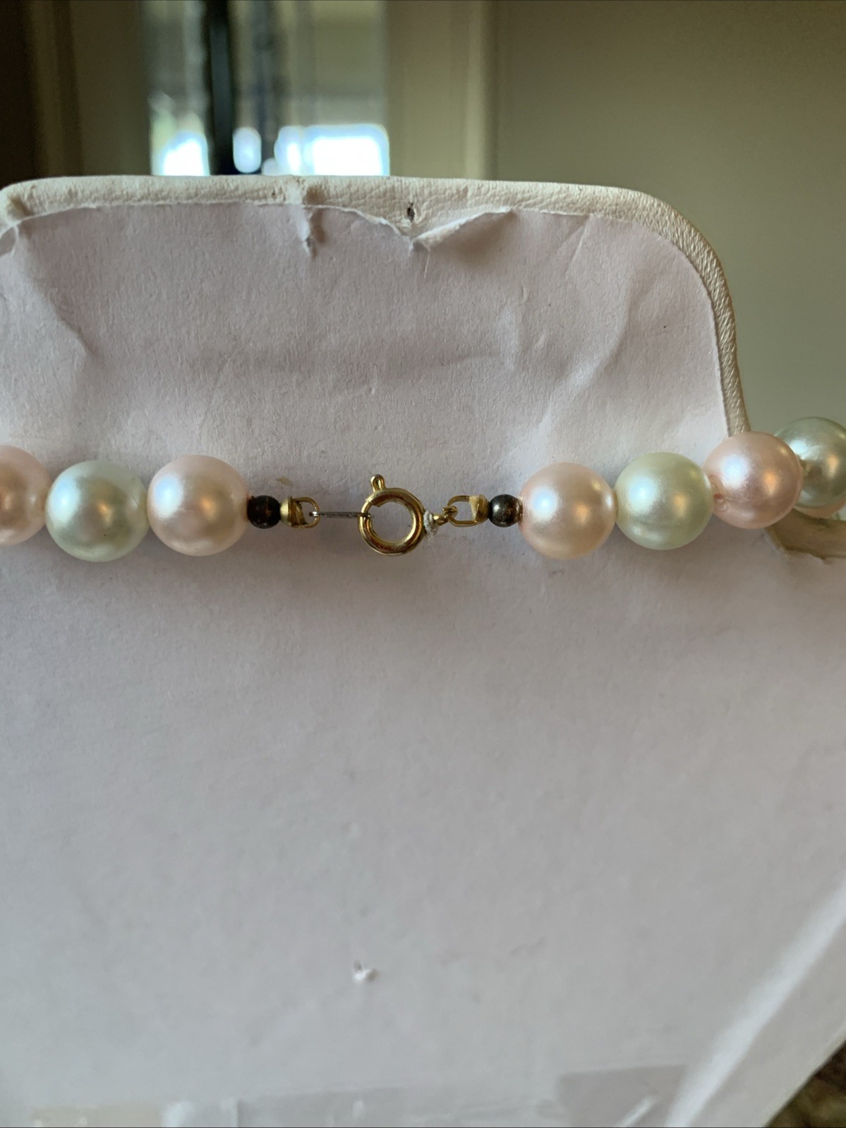 Vintage Faux Pearl Necklace-Light Pink And Very Light Green-Plastic-24in
