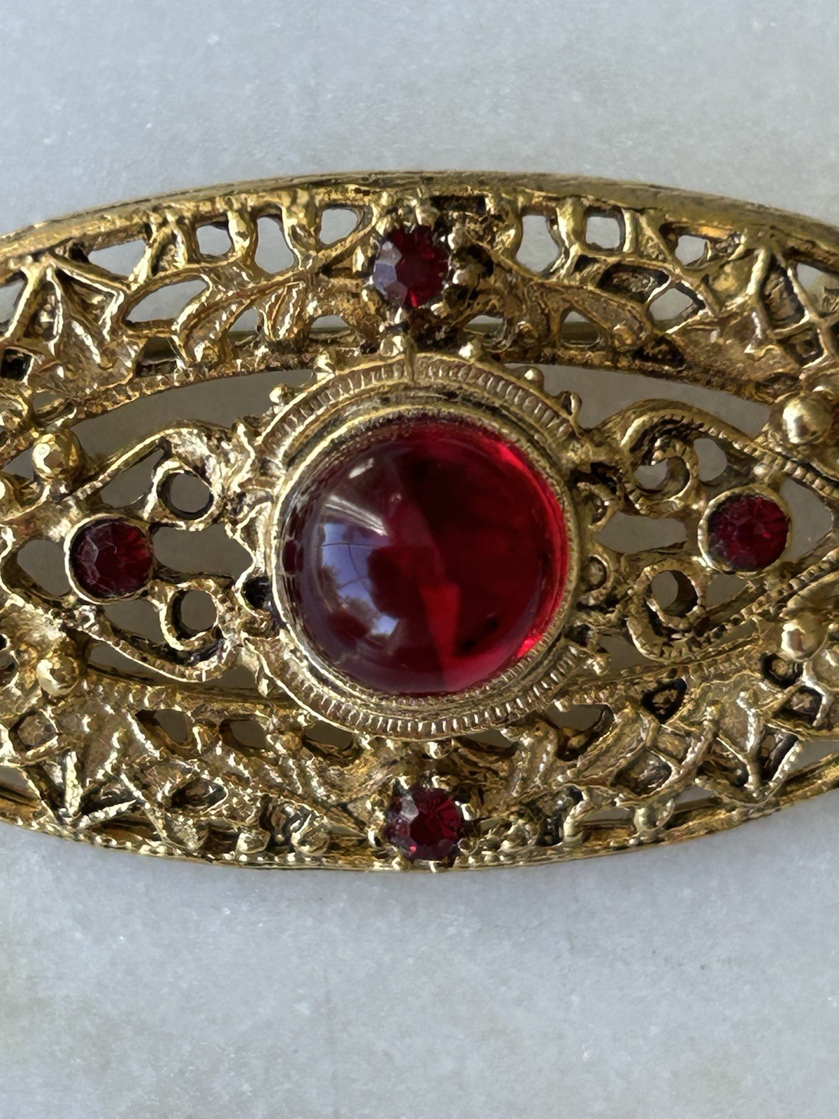 Vintage Victorian Revival Red Cabochon Rhinestone Gold Tone Filigree Brooch Pin