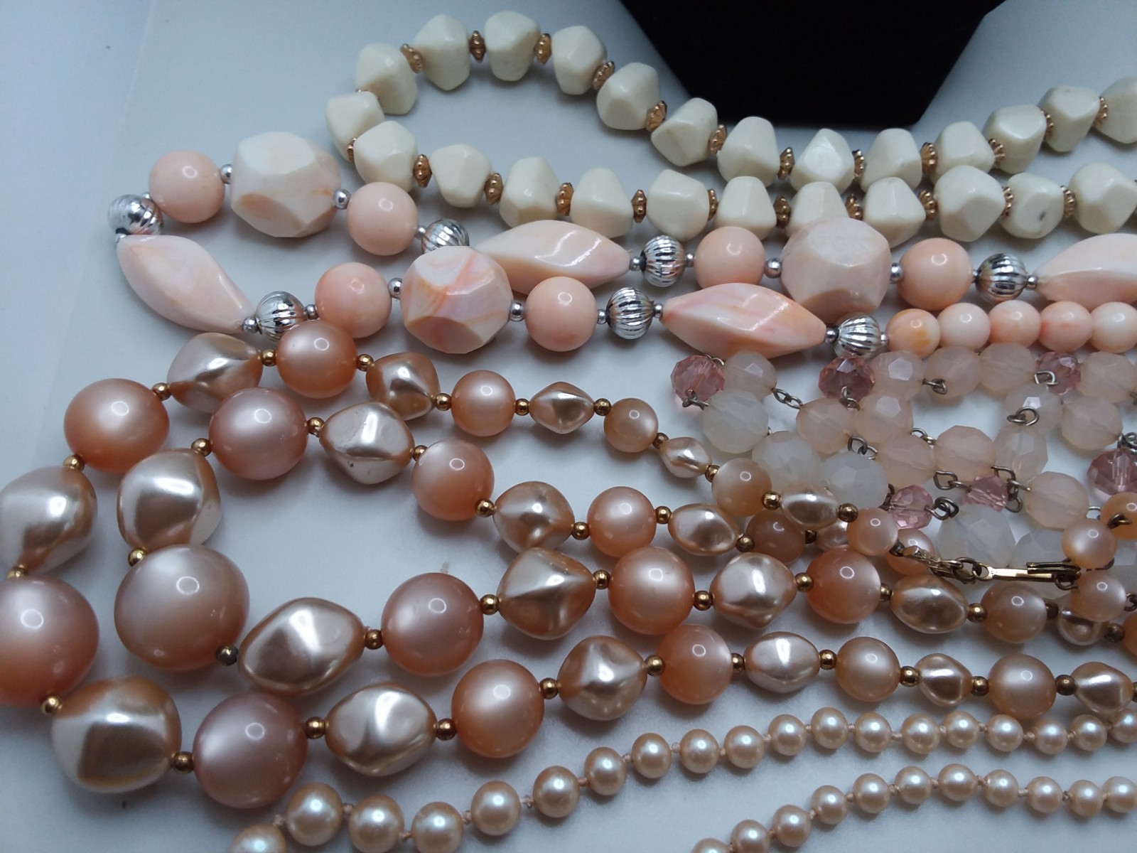 Lot Of 8 Pink, Peach,& off White Costume Jewelry Necklaces Plastic
