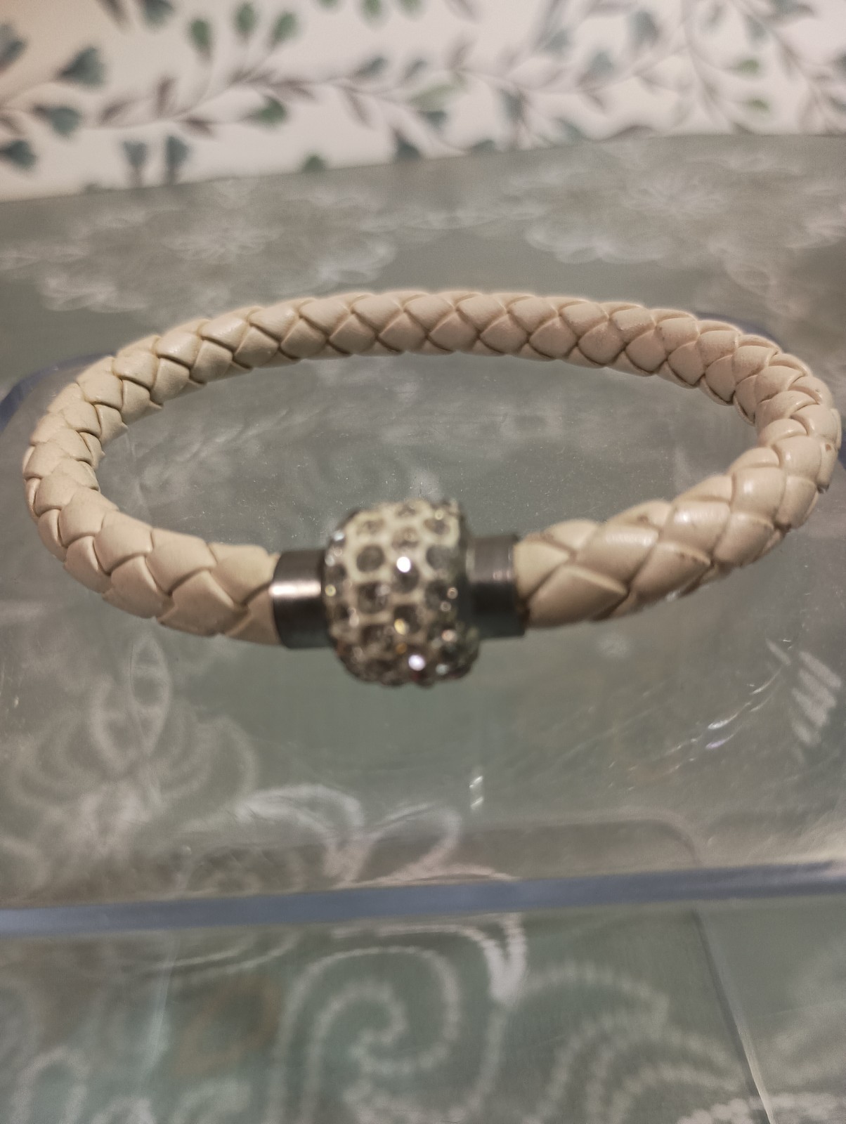 Vintage White Braided Leather Bracelet Crystal Rhinestone Bead Silver Tone Clasp