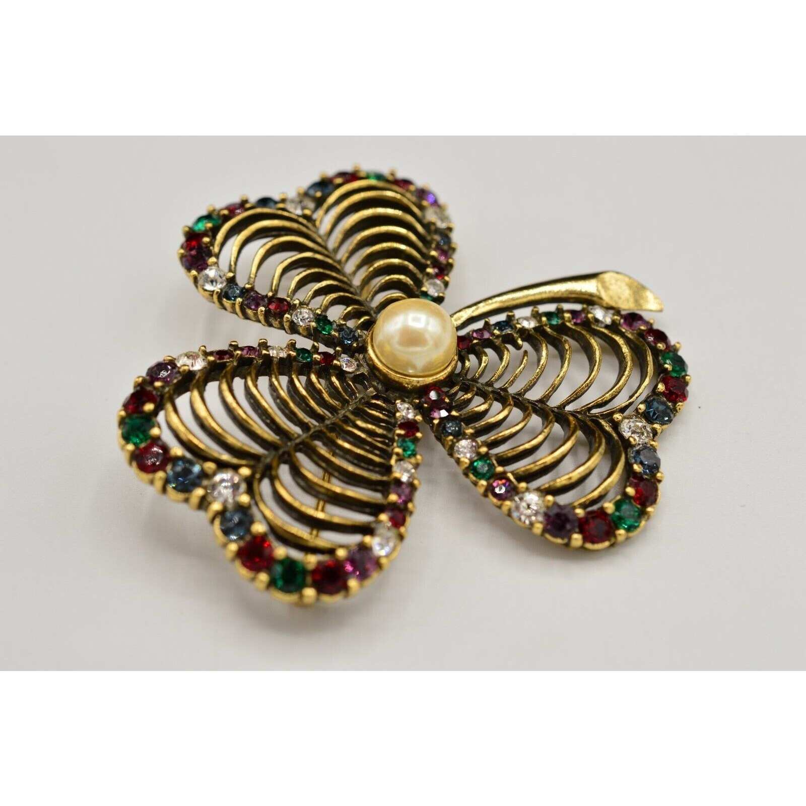 Vintage Crystal Clover Pin Brooch Antiqued Gold Red Green Chunky 1980s Bin5