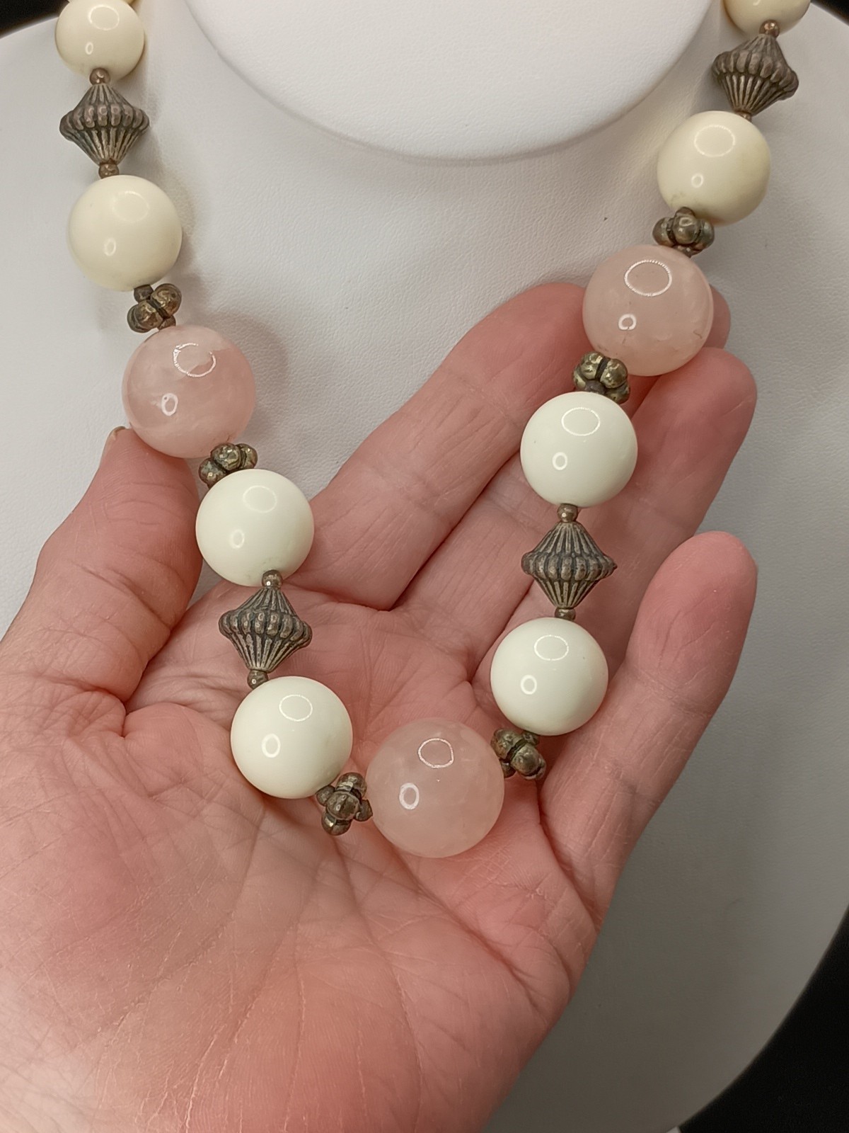 Vintage Dauplaise Beaded Necklace Rose Quartz Silver Tone Bicone Cream 18″
