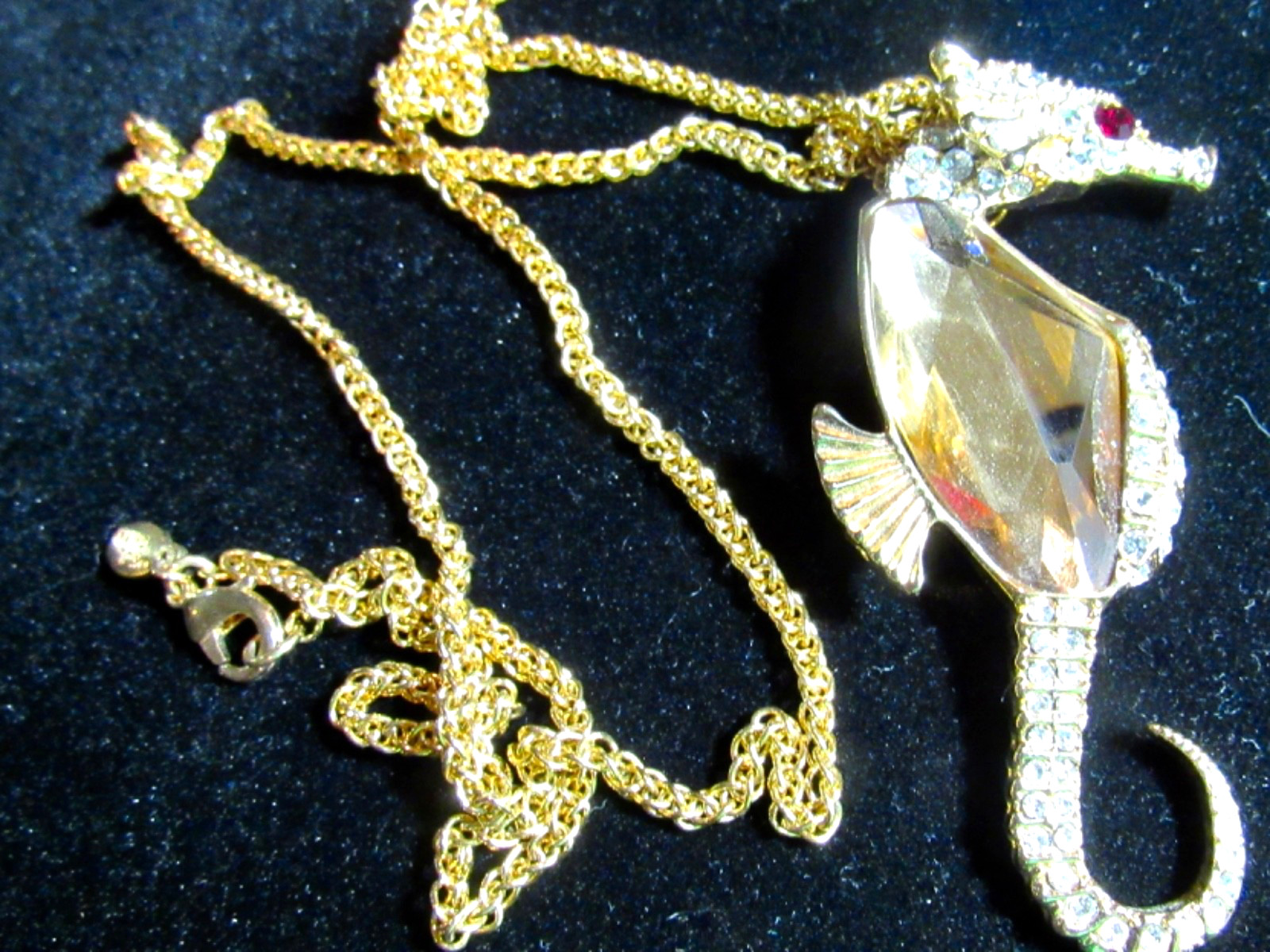 KENNETH JAY LANE Loyal Sea Horse Pendant with chain, Signed