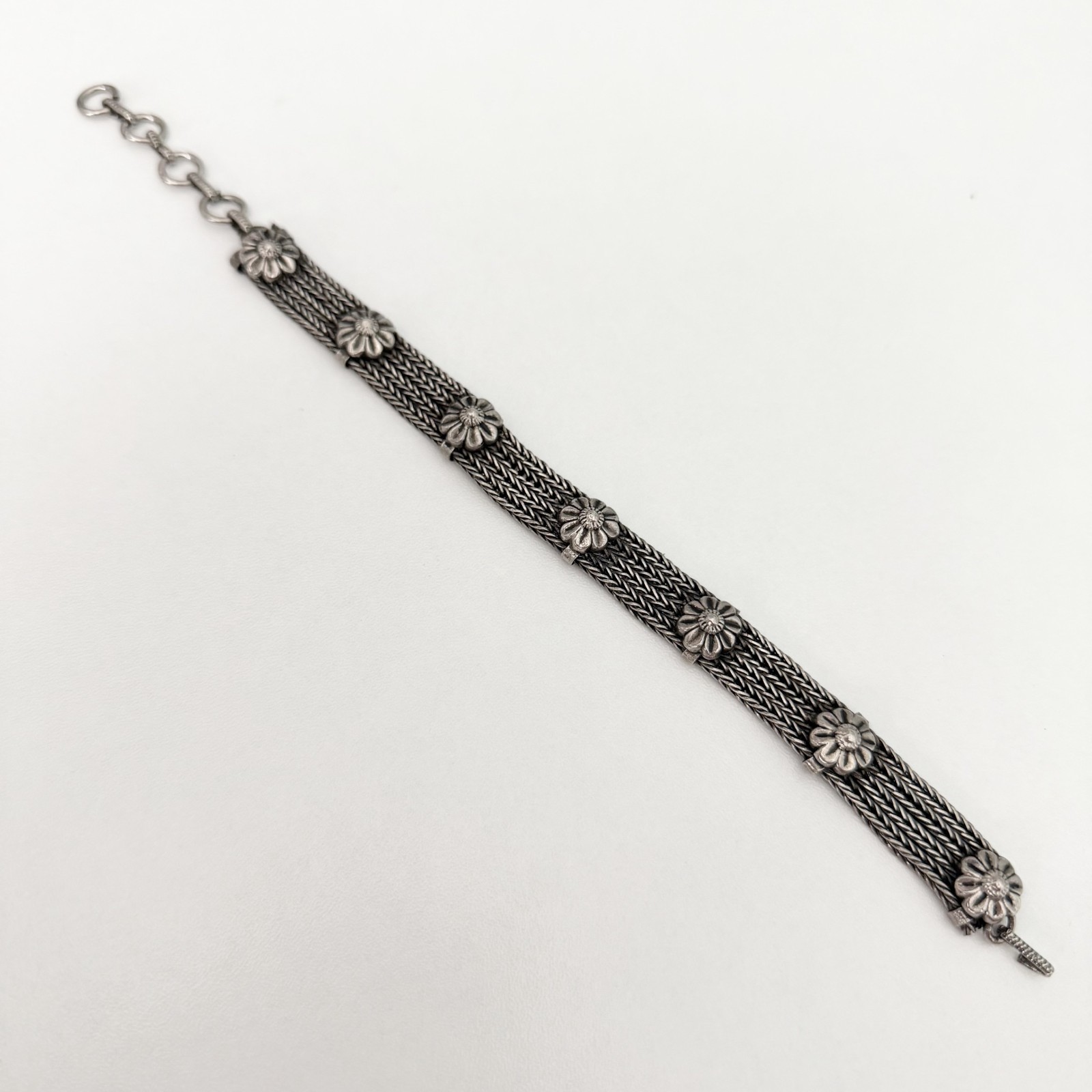 Vintage Cannetille Flower Silver Tone Chain Link Ladies Bracelet