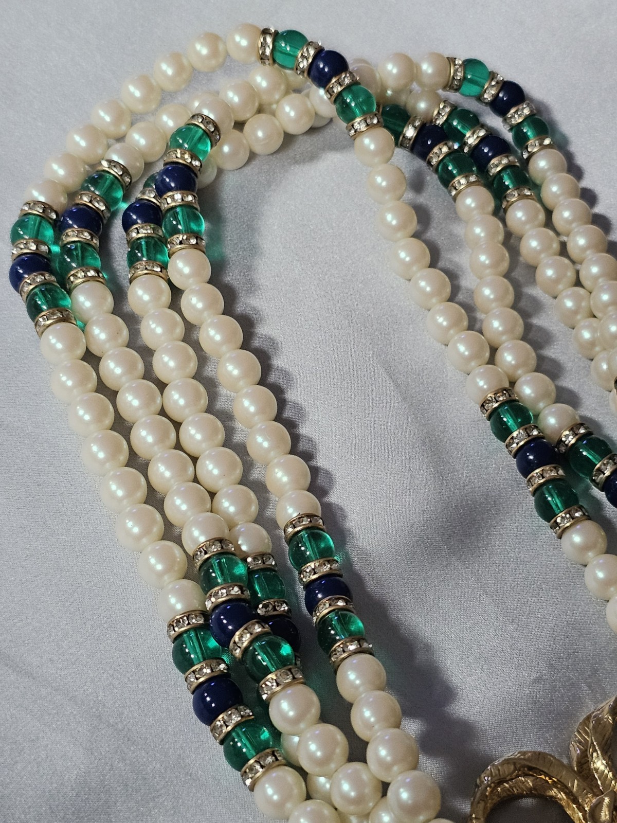 Vintage Purple Enamel Goldtone 2 Ram Heads 15.5 ” Necklace GAY BOYER Faux Pearl