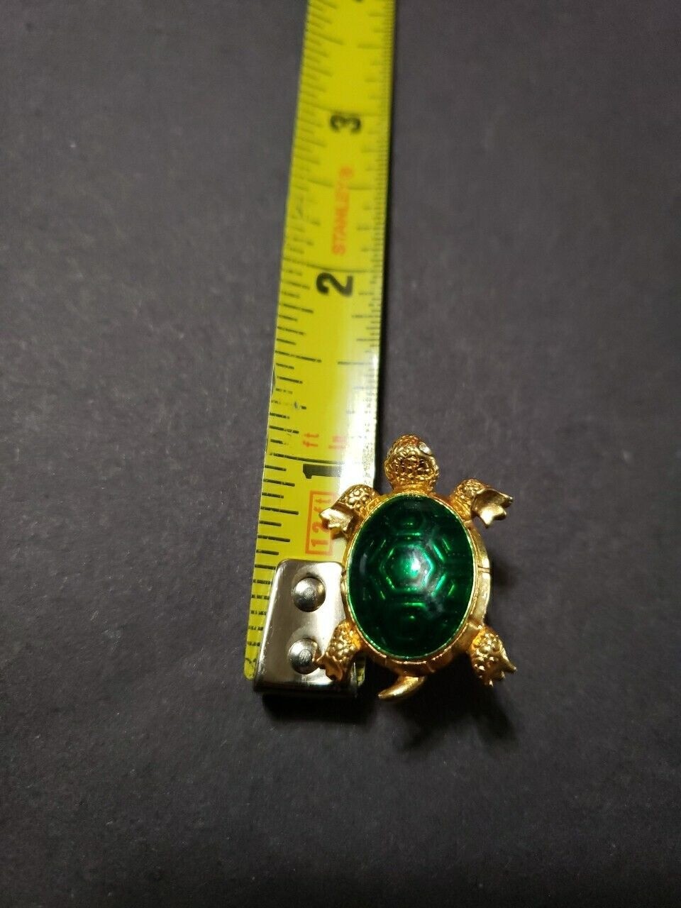 Vintage Gold Tone Turtles Green Back Avon Lapel Tack pin back