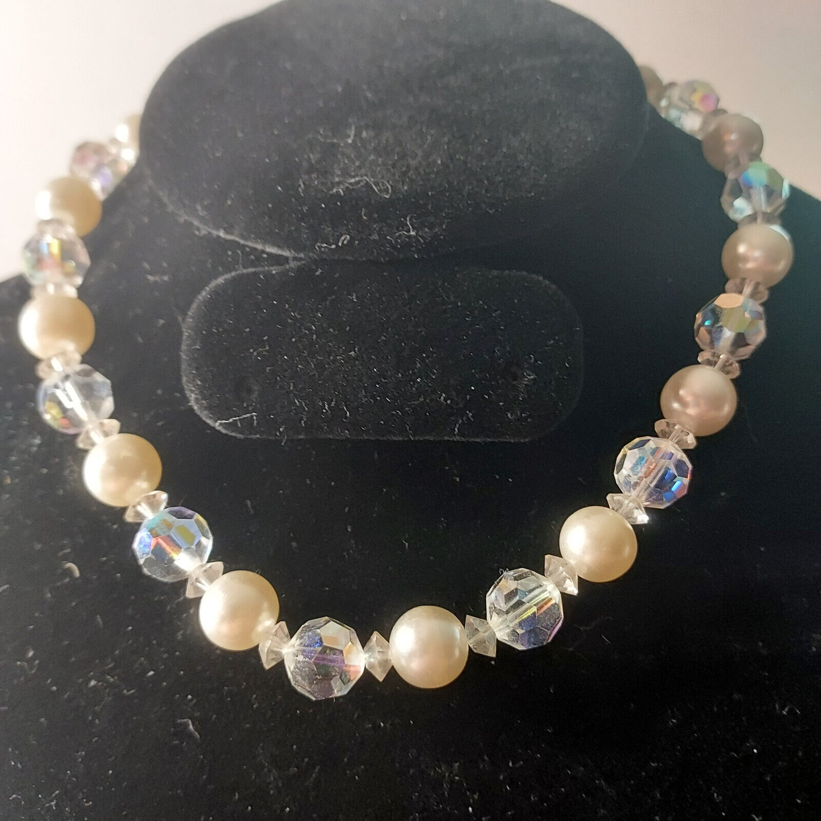 Vintage Simulated Pearl and Glass Bead Necklace approx. 12 inch