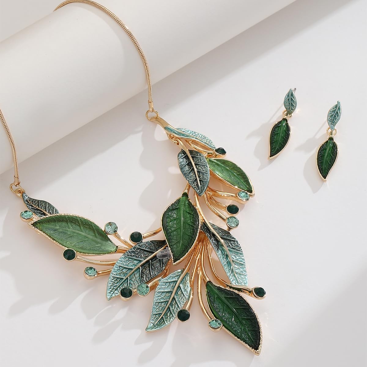 Vintage Chunky Statement Jewelry Set – Bohemian Leaf Floral Bib Necklace & Earri