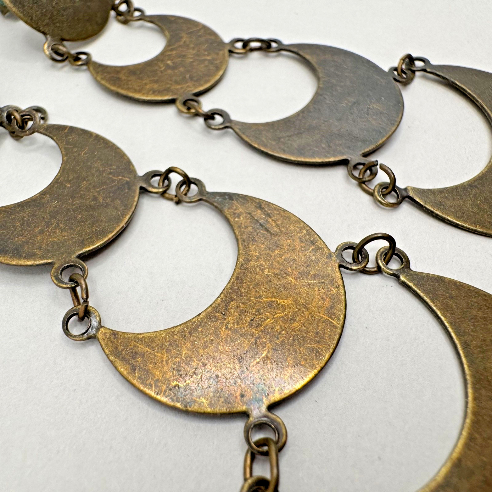 Vintage Brass Geometric Dangle Pierced Earrings Boho Mod Statement Tiered Disc