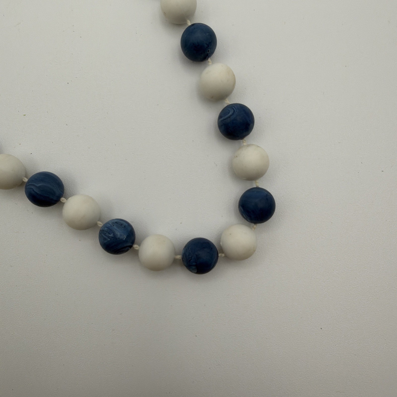 4 Pc Beaded Necklace Lot Blue White Green Black Glass Acrylic Mixed Styles