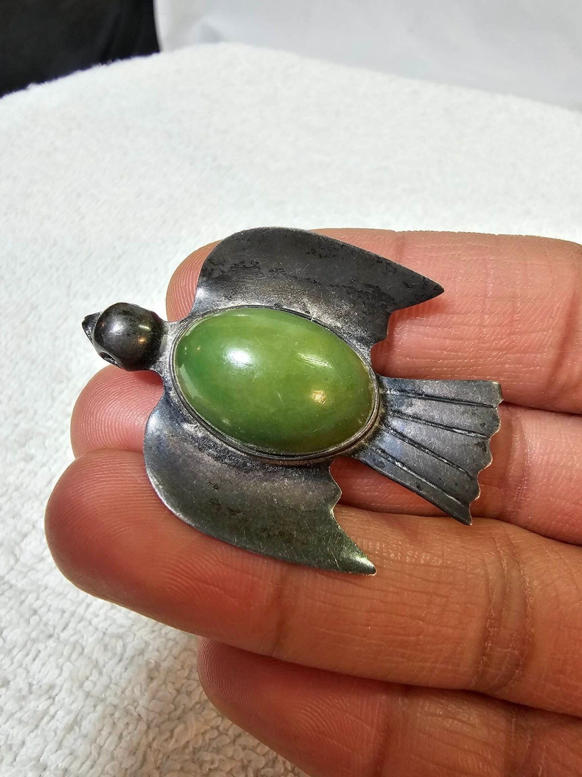 Antique C Catch” Marked Silver Mexico brooch pin w/ cabochon jadeite belly bird