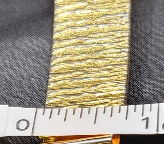 Monet 1960s Gold Tone Vertical Design Safety Clasp 7.5 5/8th Wide Nice Weight