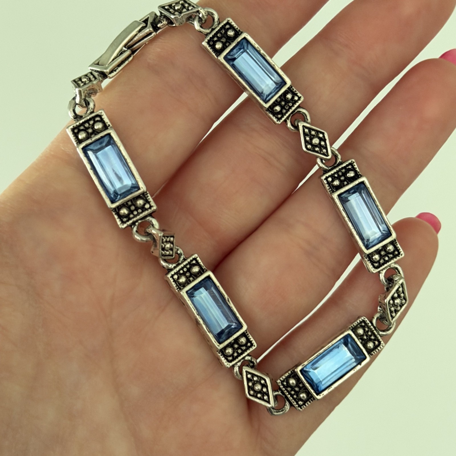 Vintage Blue Crystal Faux Marcasite Silver Tone Chain Link Bracelet 6.75″