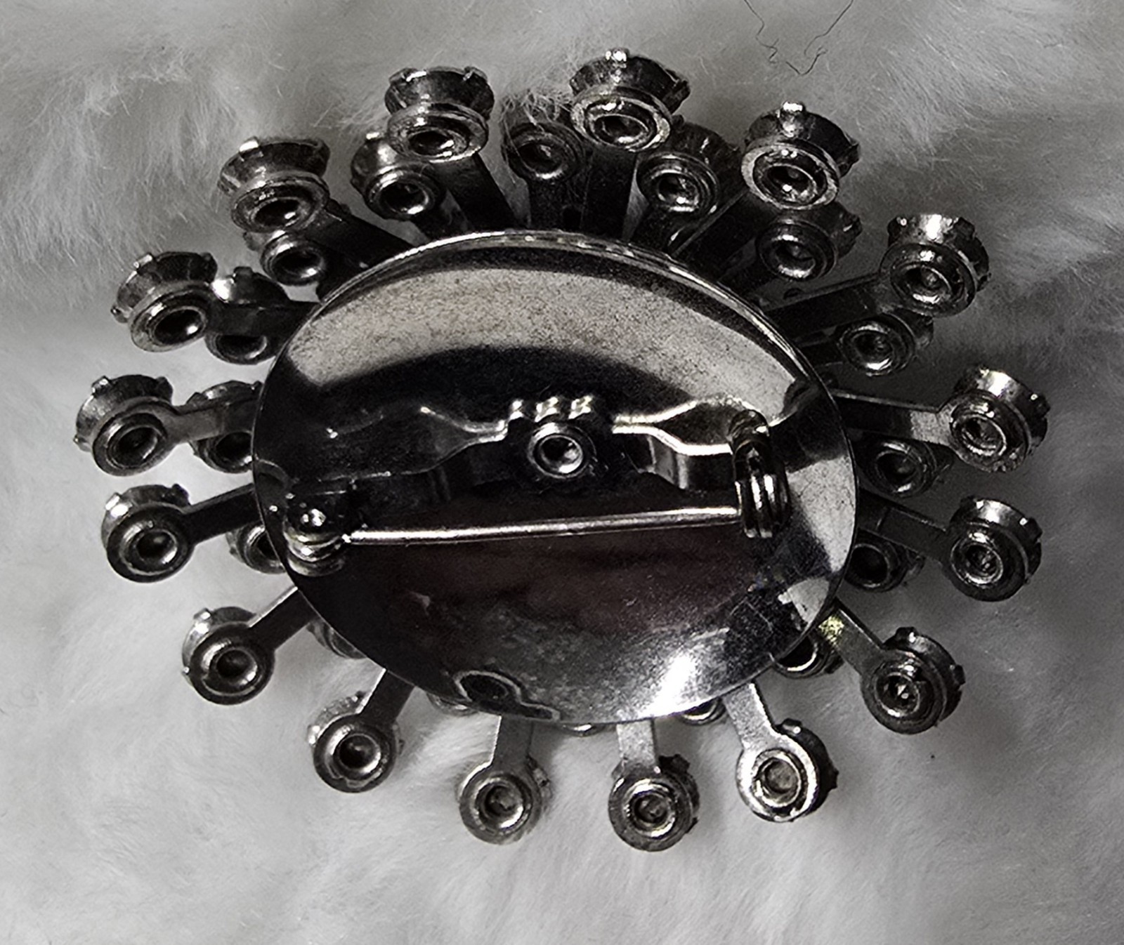 Vintage Brooch Pin 1930s 1950s Prong Rhinestones