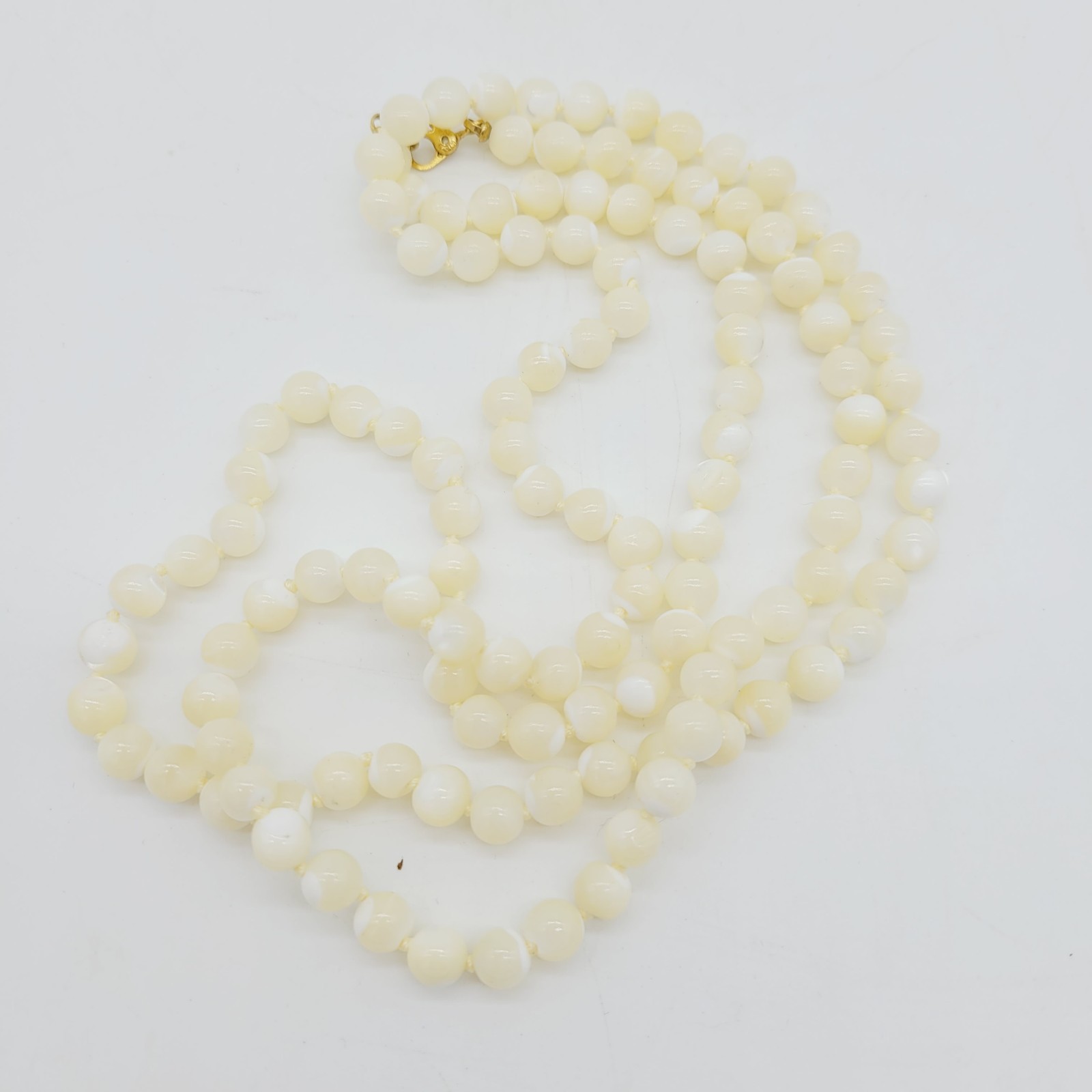 Vtg Monet Mother Of Pearl Beaded Necklace Hand Knotted 36″ 1970’s Sister Clasp