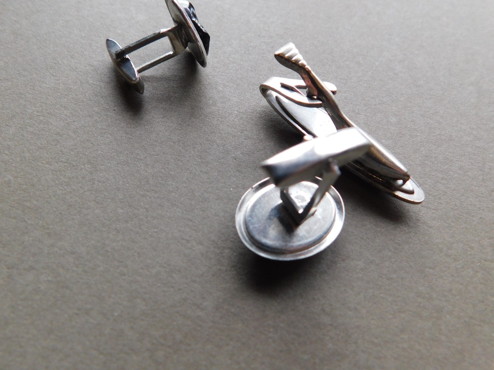 Vintage Matching Tie Clip & Cuff Links Set – Black & Silver tone
