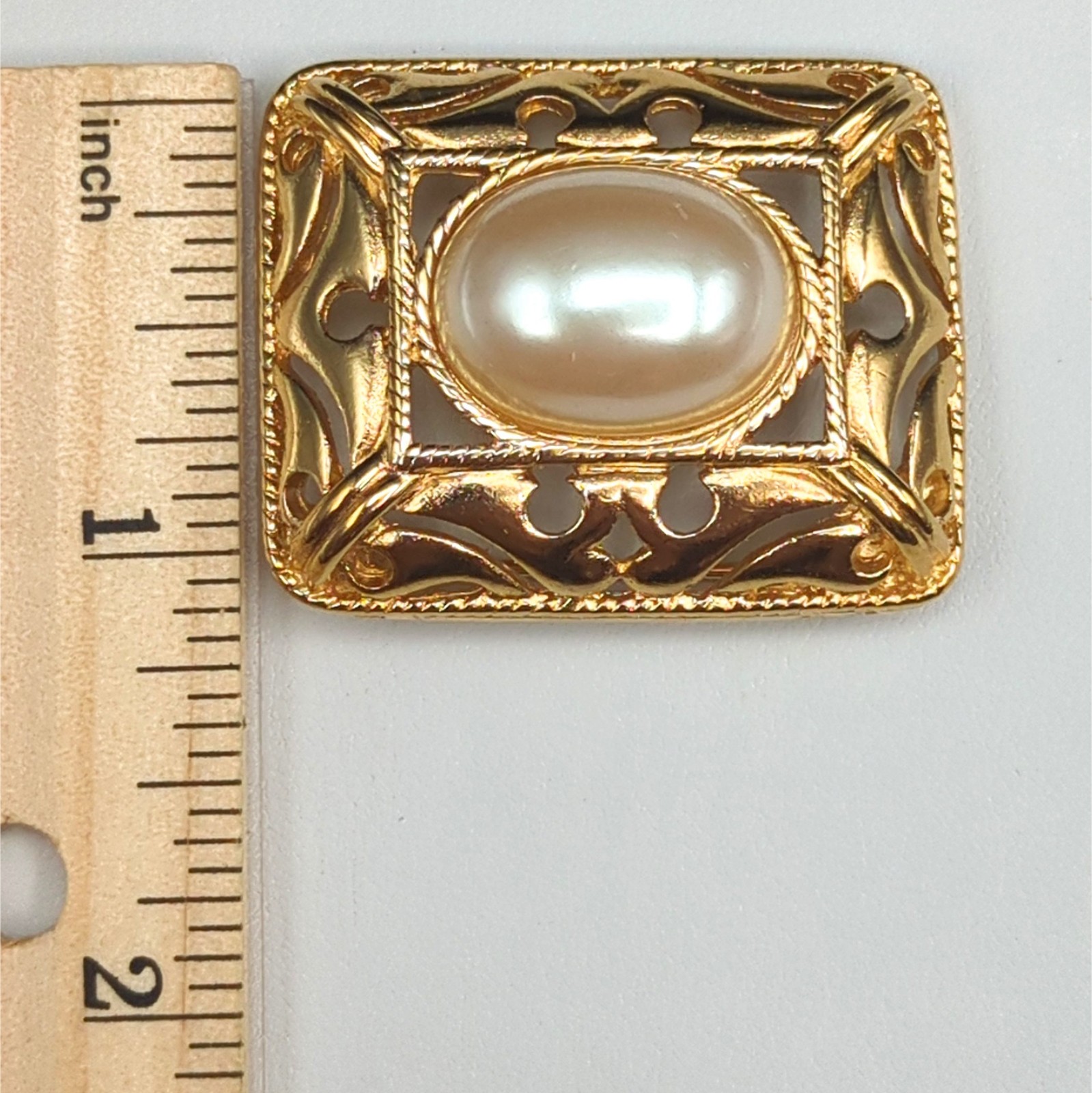 Rectangular Brooch Pin Vintage Richelieu Large Faux Pearl Cabochon Gold Tone