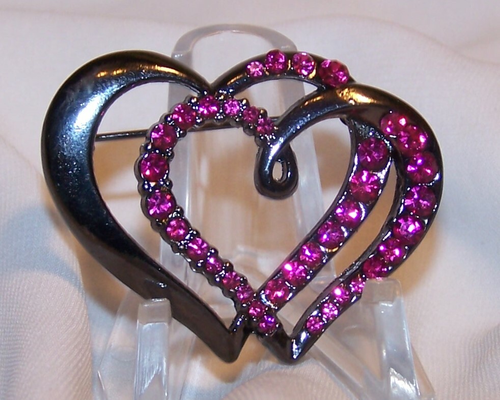 Vintage Valentine’s Day Double Heart Pin Brooch-Pin Rhinestones-Gun Metal Color