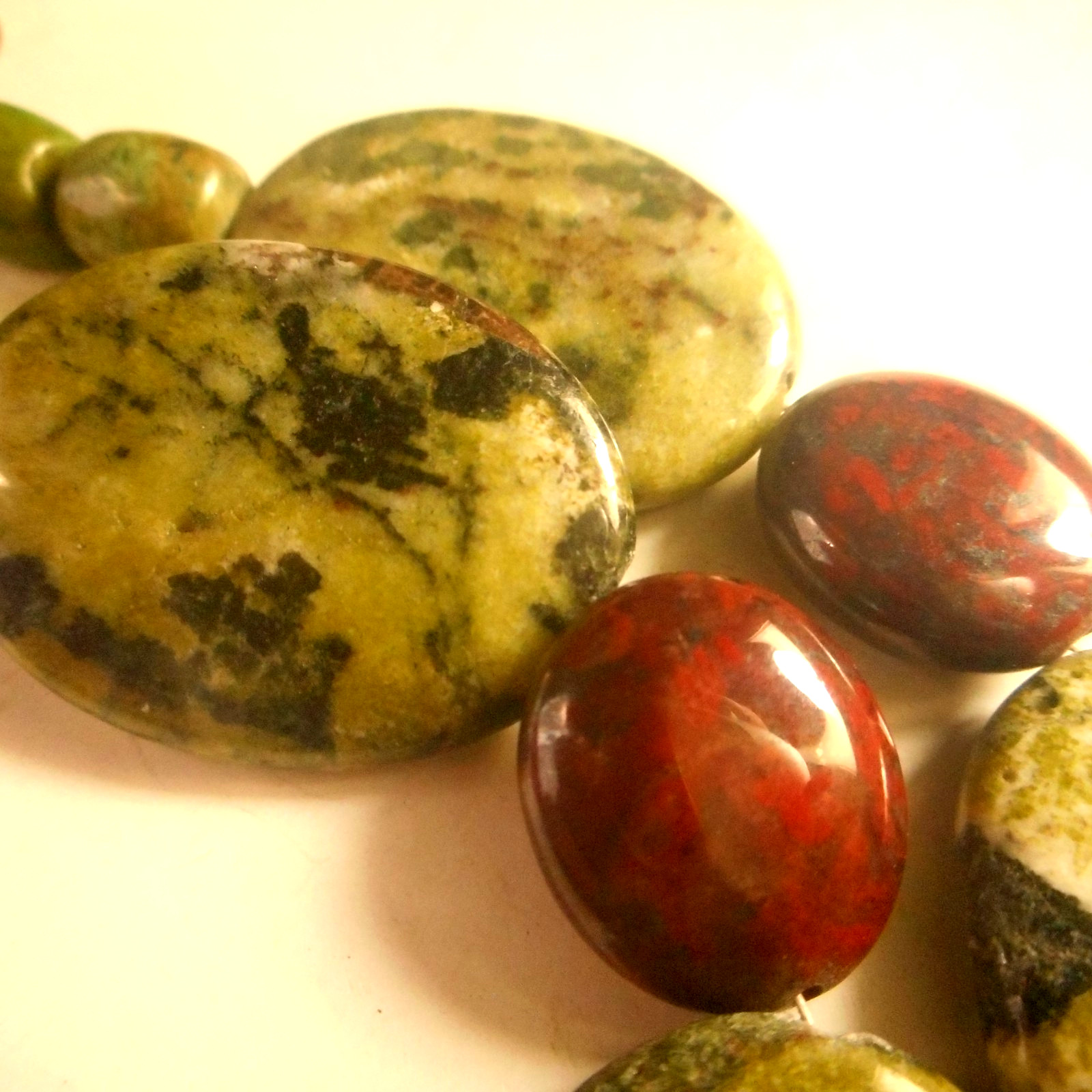 Vtg Artisan Bloodstone Jasper Brass Beaded Necklace Old 24″