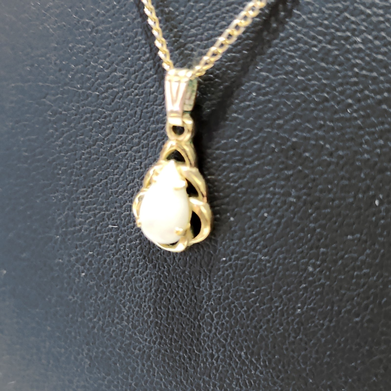 Vintage Opal Teardrop Pendant Necklace 12k Gold Filled GF Art Deco Filigree✨
