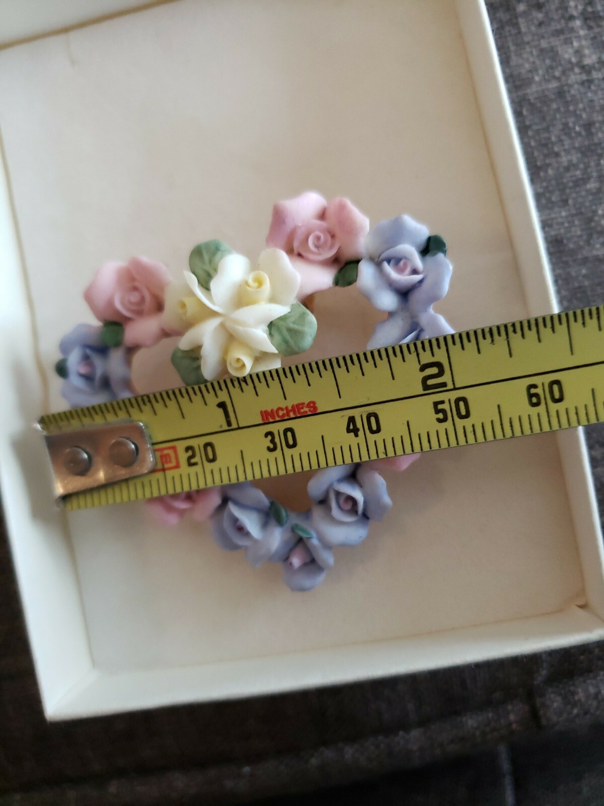 Avon HEARTS and ROSES Brooch Vintage Pin Yellow Pink Blue Floral Flowers