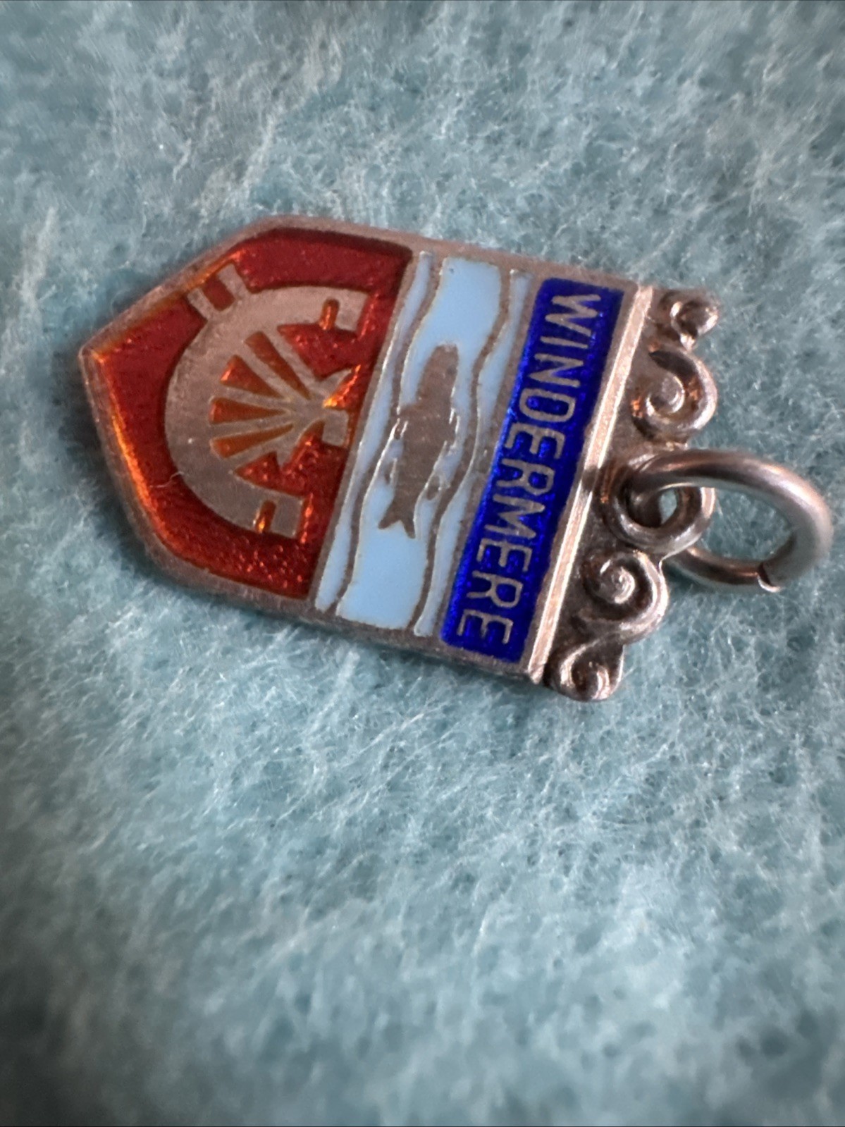 TRAVEL SHIELD Charm Vintage STERLING SILVER WINDEMERE Deakin & Francis