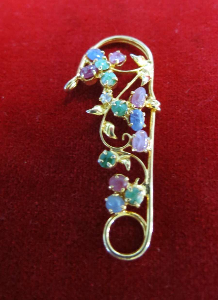 Vintage 22K Gold Plated Flower Pendant with Natural Gem Jade Ruby Cabochons