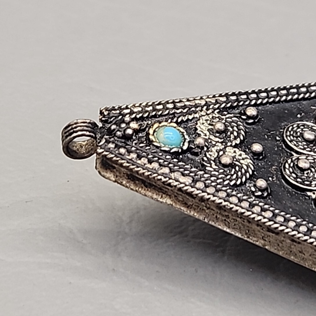 Vintage Triangle Pendant Filigree Cannetille Blue Glass Beads Silver Tone 2.5″