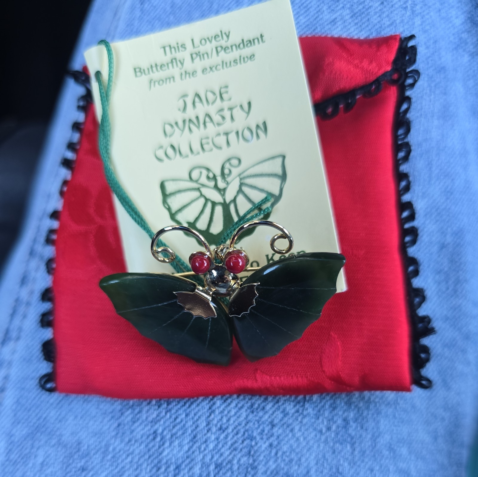 Vintage Butterfly Pin Brooch Green Cabochon Faux Jade Gold Tone BinAQ