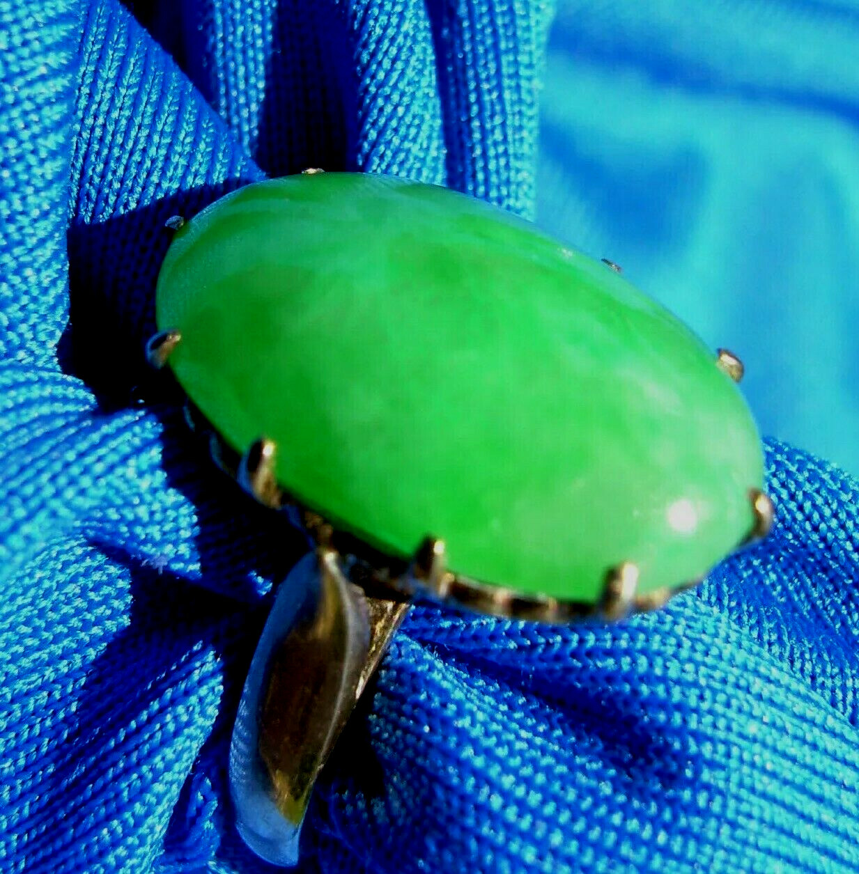 Original EARTH MINED Imperial Green Jadeite JADE Deco Engagement Ring 18K GOLD