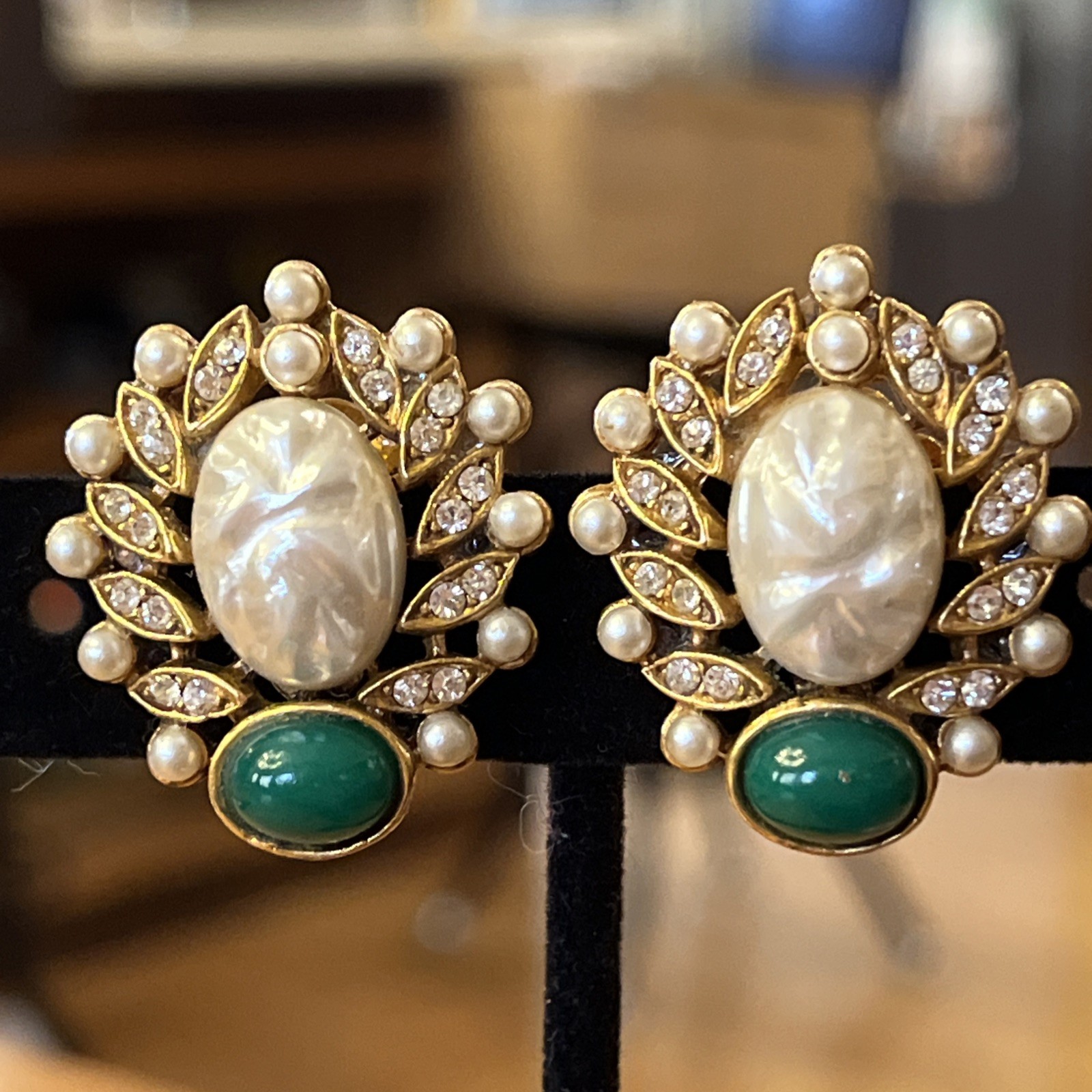 Vintage Faux Mabe & Many Pearls Green Glass Gripoix Cabochon Clip On Earrings