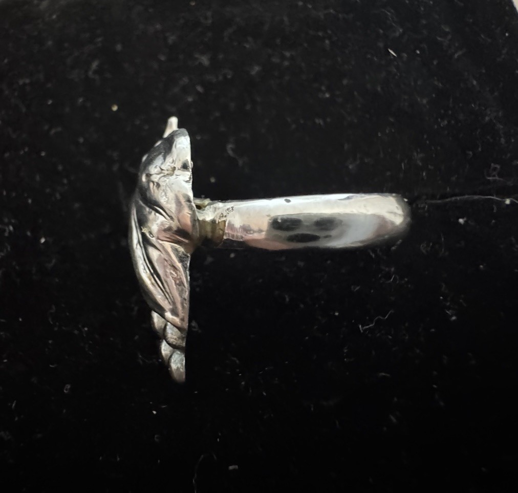 Vintage Grape Cluster Leaf Ring Silver-Tone – Statement