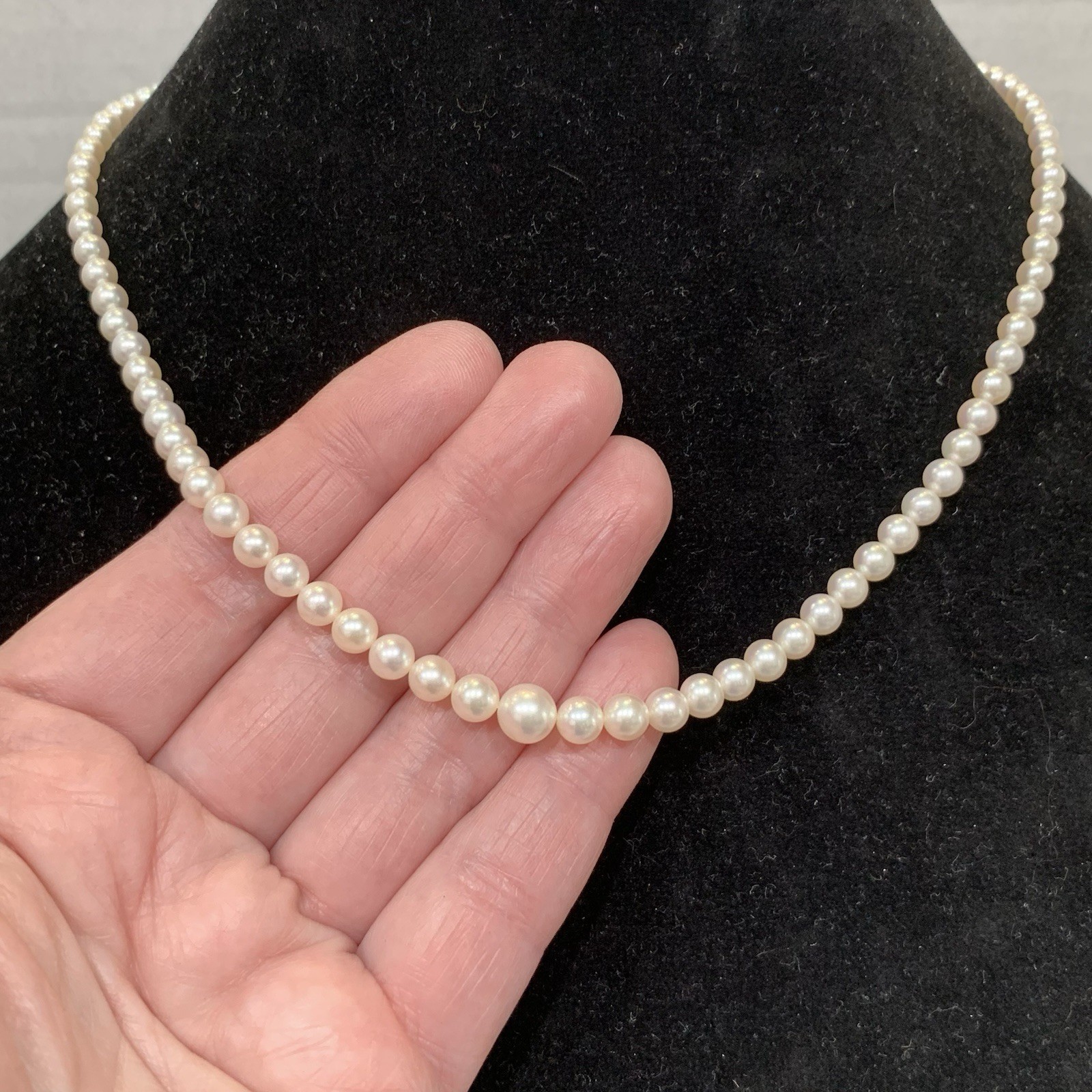 Mikimoto Akoya Pearl Necklace Strand Graduated Hi Luster VTG Japan Silver 18”
