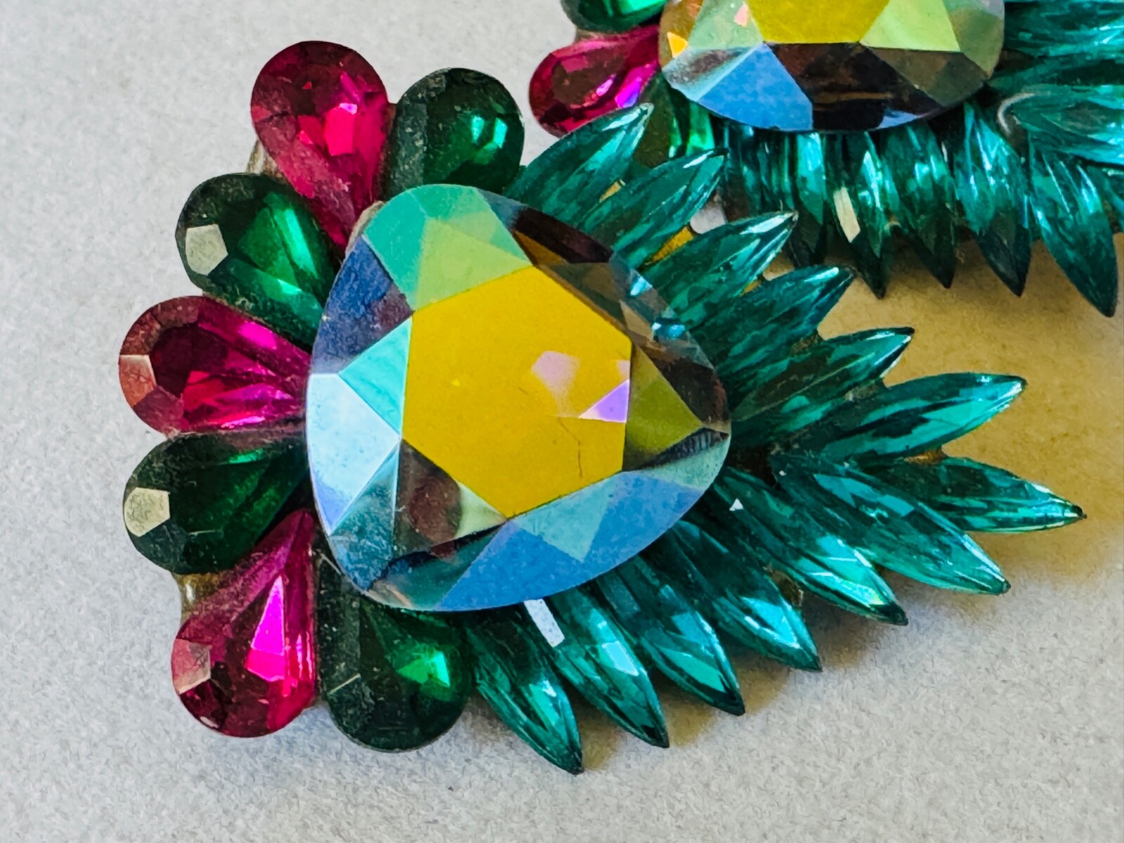 Vintage 1980’s 1987 HANSEN Signed Rhinestone Clip On Earrings