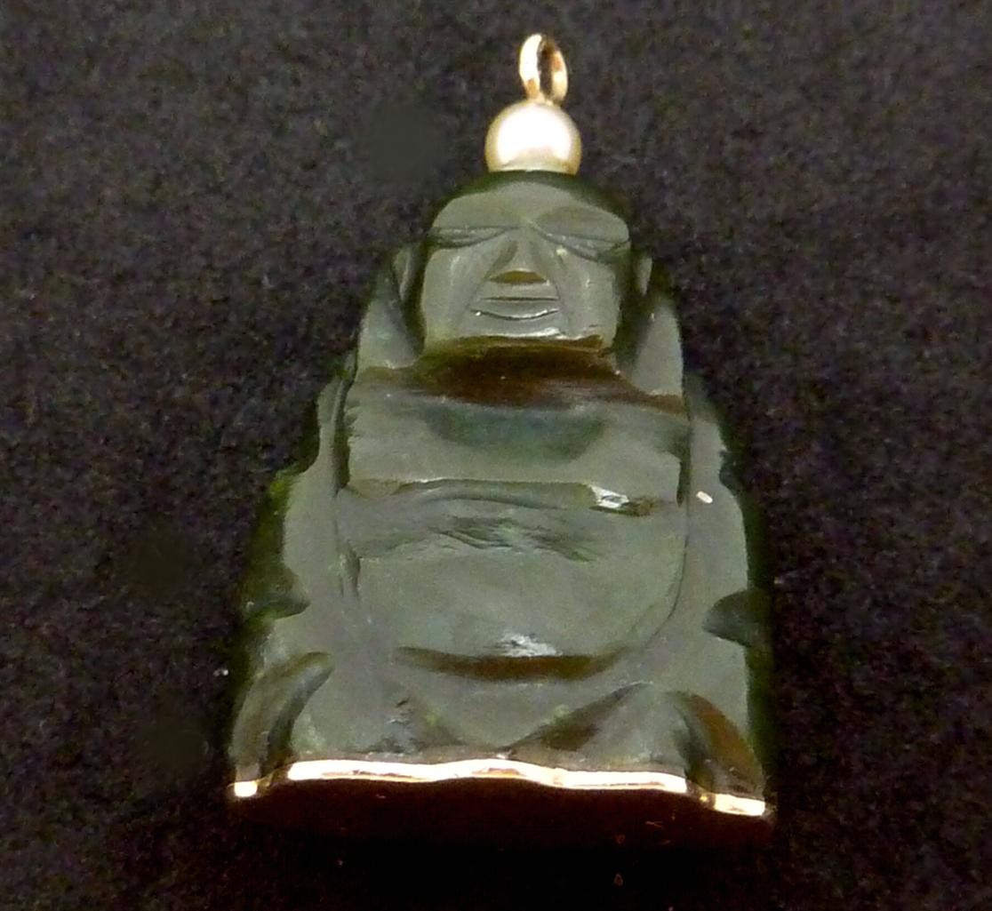 Vintage Carved Jade Pearl Buddha Pendant Gold Plated Base 27535