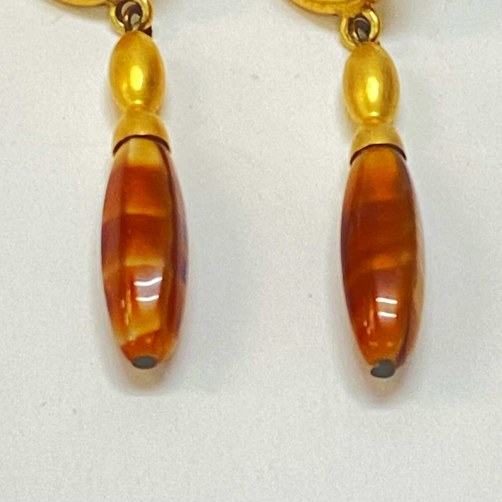 Vtg Gold Tone Orange Honey Amber Torpedo Teardrop Pendulum Dangle Drop Earrings