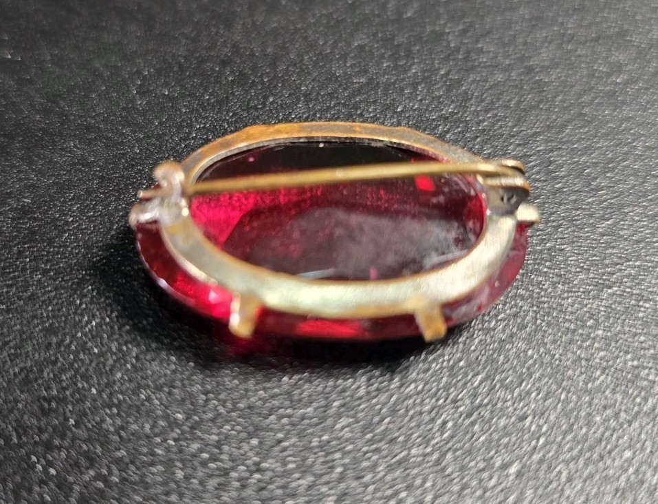 Antique Art Deco Czech Glass Brooch