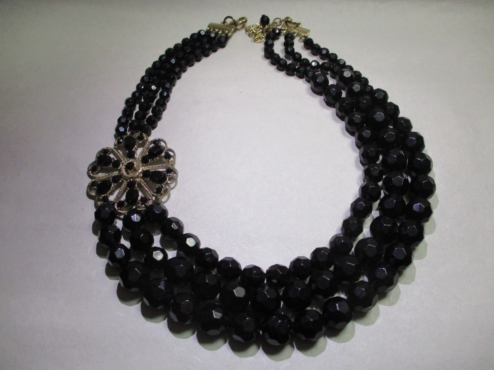 VINTAGE 1960s VICTORIAN REVIVAL BLACK MOURNING NECKLACE, FLOWER W/ HEART PETALS