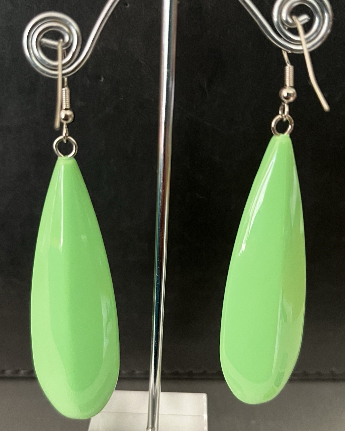 Vintage Lime Green Lucite Large Dangle Mod Pierced Earrings-3″